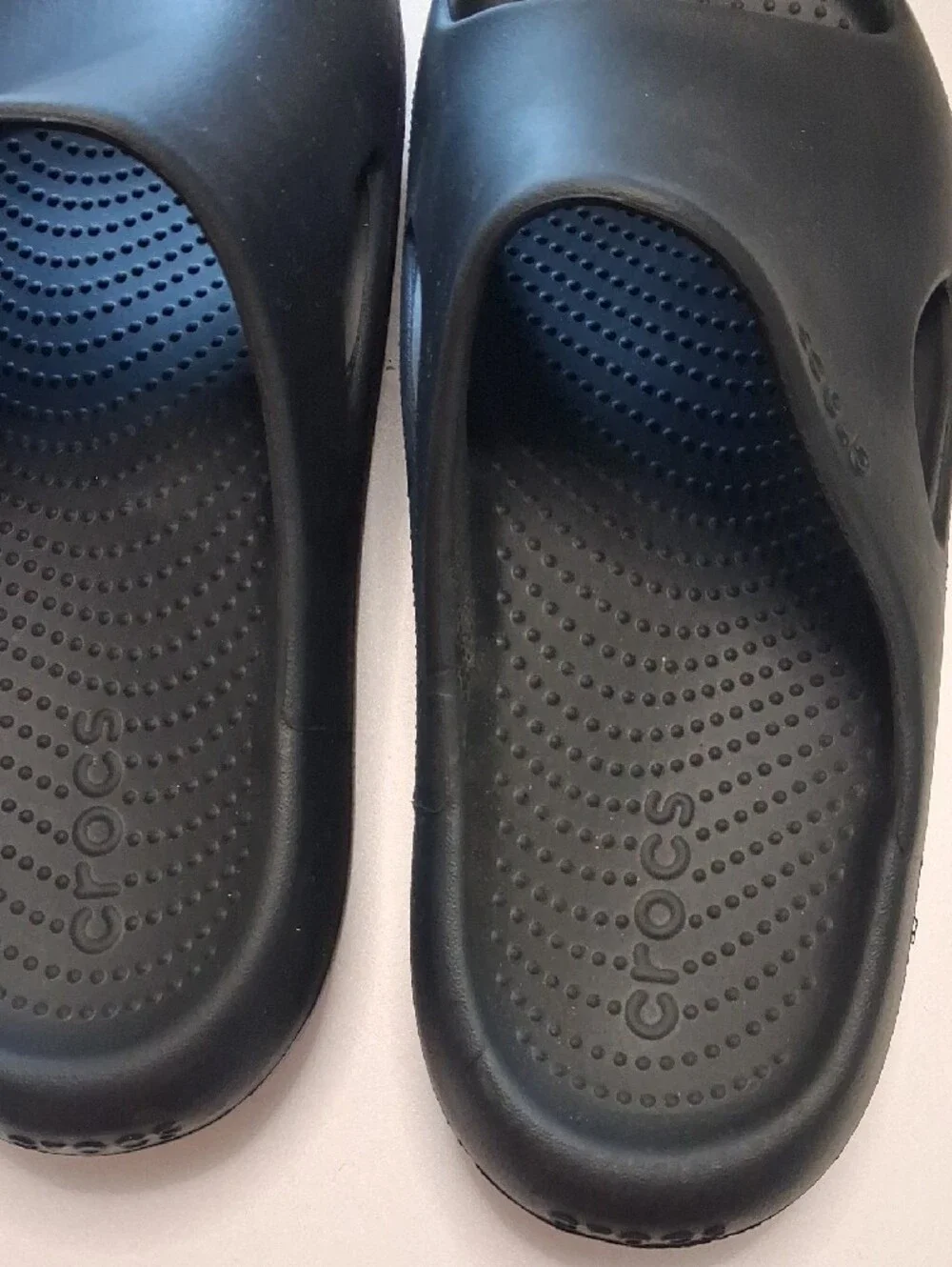 CROCS simple slip